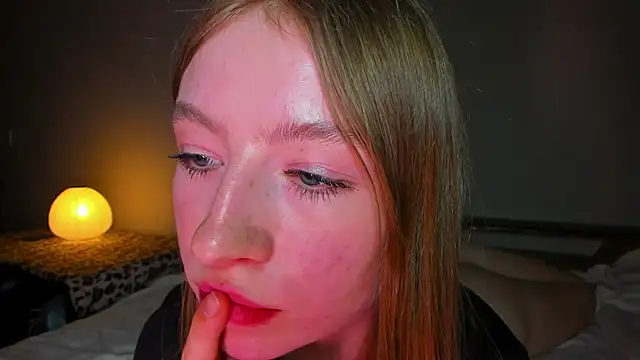 minidivaa  online show from April 2026 07:20:02 PM