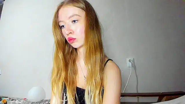 Snapshot of minidivaa_ chatting on May 2026 09:57:01 PM minidivaa online show from May 2026 09:57:01 PM