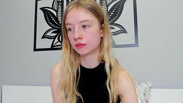 minidivaa  online show from February 2025 05:31:01 PM