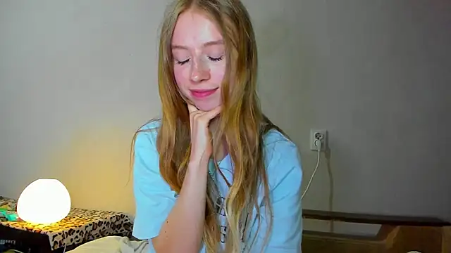 Snapshot of minidivaa_ chatting on May 2026 08:39:01 PM minidivaa online show from May 2026 08:39:01 PM