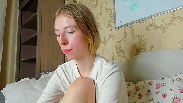 minidivaa  online show from December 2024 11:38:02 PM