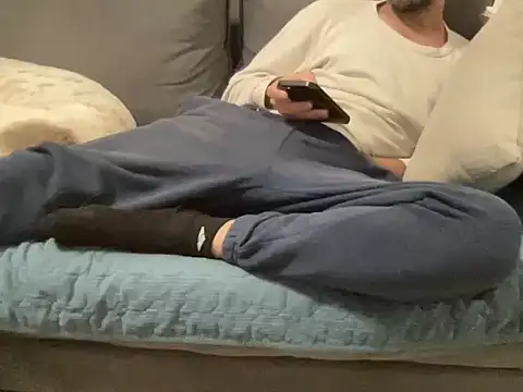 4small4inchlol online show from March 2026 09:48:01 PM