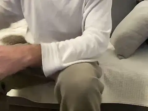 4small4inchlol online show from March 2026 12:20:02 PM