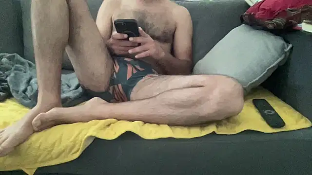 4small4inchlol online show from June 2026 11:37:02 AM