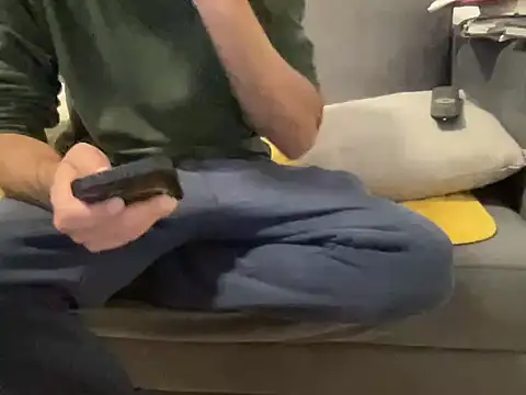 4small4inchlol online show from January 2026 03:18:02 PM