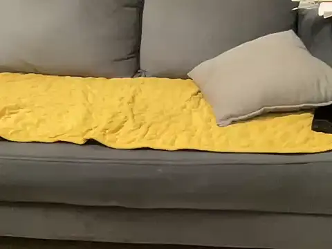 4small4inchlol online show from November 2025 08:42:01 PM