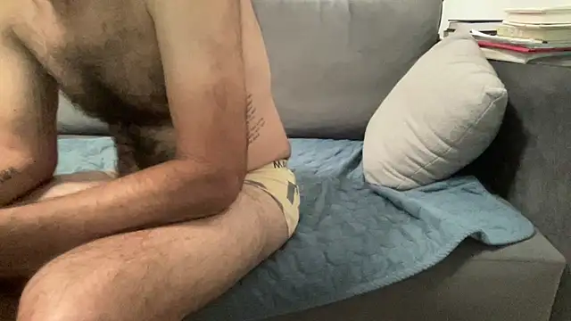 4small4inchlol online show from July 2026 07:38:02 PM