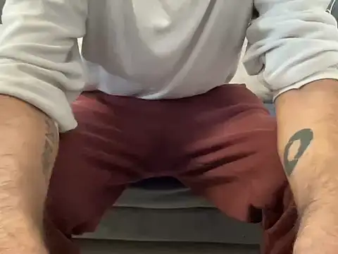 4small4inchlol online show from November 2025 10:30:02 AM