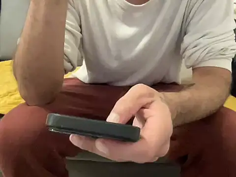 4small4inchlol online show from December 2025 02:07:02 PM