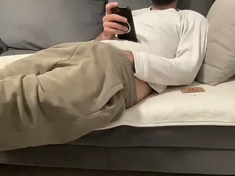 4small4inchlol online show from December 2025 01:41:02 AM