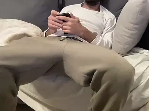 4small4inchlol online show from February 2026 08:25:01 PM