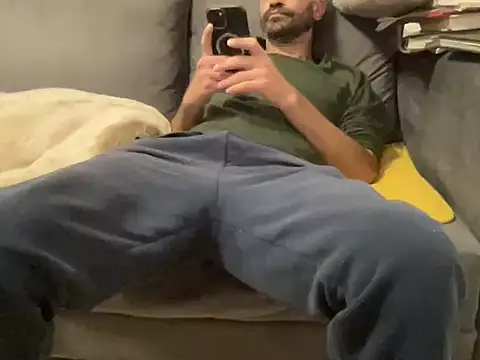 4small4inchlol online show from January 2026 05:42:02 PM