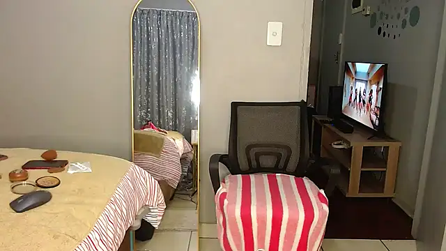 MissBigNipples online show from April 2026 04:13:02 AM