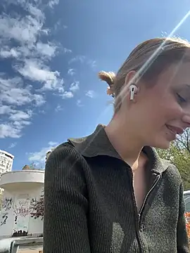 SandraCarter online show from April 2026 08:09:01 AM