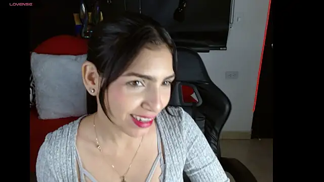 Carolaine69  online show from July 2026 01:43:01 PM