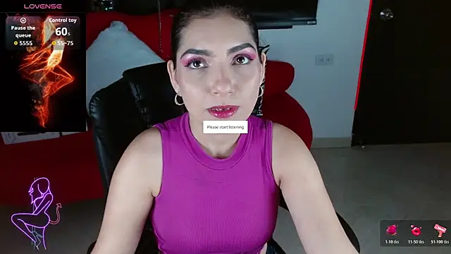 Carolaine69  online show from January 2026 01:05:01 PM