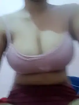 Snapshot of Sucking_baby chatting on September 2025 02:56:01 PM Sucking baby online show from September 2025 02:56:01 PM