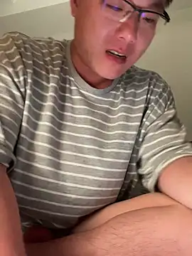 Snapshot of YoY-man chatting on January 2025 03:26:01 PM YoY-man online show from January 2025 03:26:01 PM