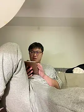 Snapshot of YoY-man chatting on January 2025 03:13:02 PM YoY-man online show from January 2025 03:13:02 PM