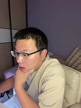 Snapshot of YoY-man chatting on March 2026 07:35:01 AM YoY-man online show from March 2026 07:35:01 AM