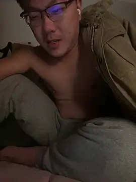 Snapshot of YoY-man chatting on December 2024 05:44:01 PM YoY-man online show from December 2024 05:44:01 PM