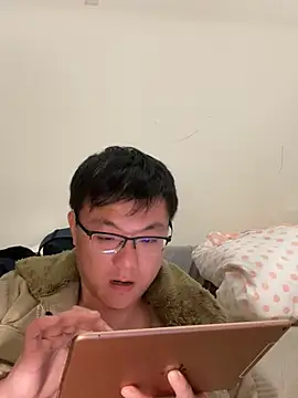 Snapshot of YoY-man chatting on January 2025 04:29:02 PM YoY-man online show from January 2025 04:29:02 PM