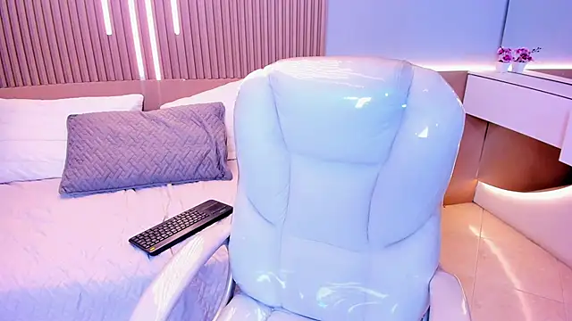 Sexy paradise18  online show from April 2026 07:45:01 AM