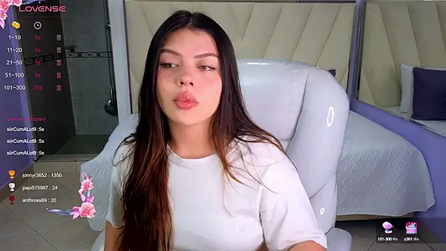 Snapshot of Sexy_paradise18_ chatting on February 2025 08:46:02 AM Sexy paradise18 online show from February 2025 08:46:02 AM