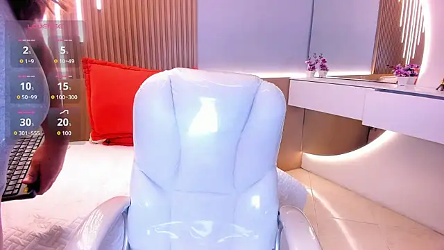 Sexy paradise18  online show from November 2025 04:06:01 AM