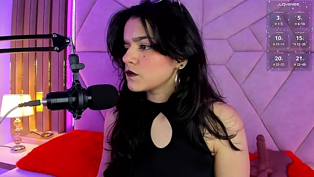 ValerieKay  online show from September 2025 01:55:01 PM