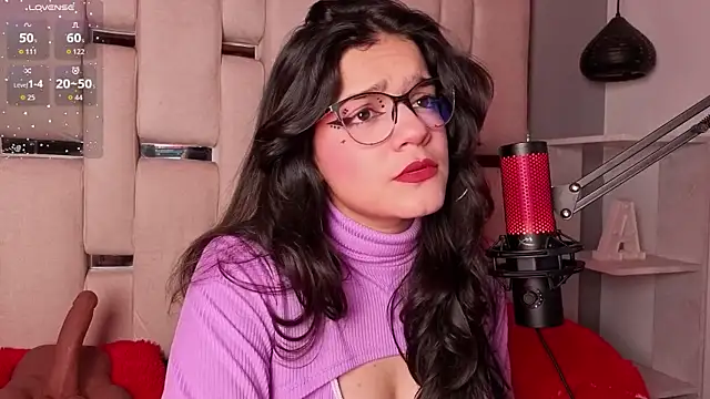 ValerieKay  online show from April 2026 04:03:01 PM