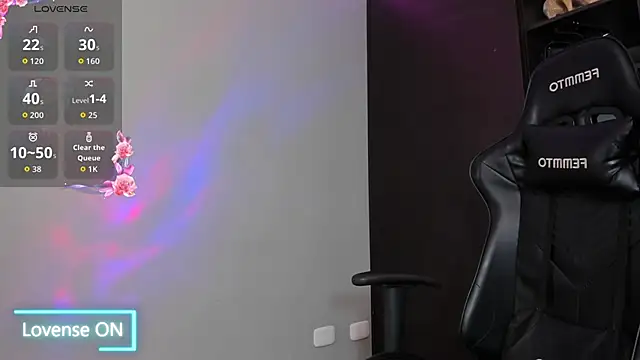 Snapshot of MeganDaviees chatting on November 2025 12:55:01 AM MeganDaviees online show from November 2025 12:55:01 AM