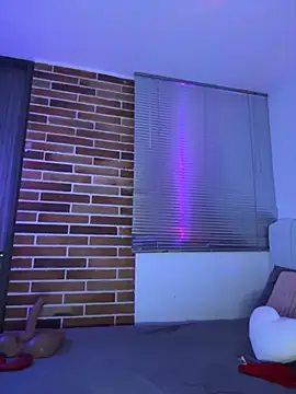 Libia James online show from November 2025 11:05:01 PM