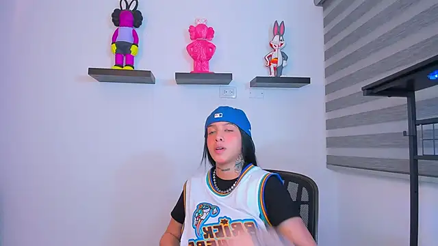 Gangster Girl online show from October 2025 03:30:02 AM