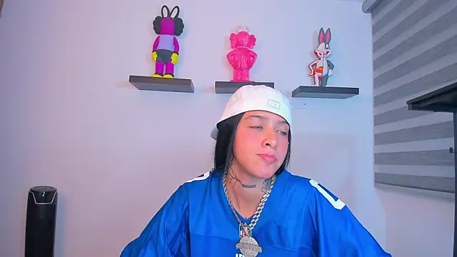 Gangster Girl online show from October 2025 04:23:02 AM