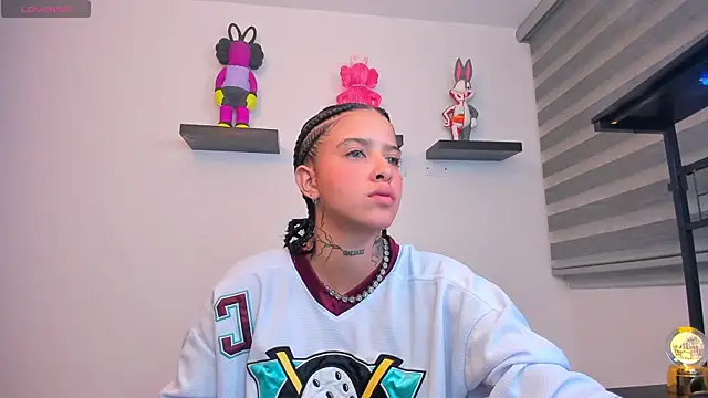 Gangster Girl online show from April 2026 11:50:02 PM