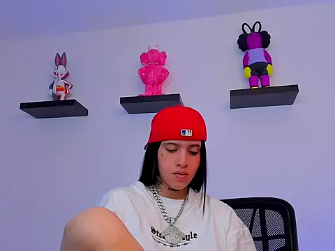 Gangster Girl online show from February 2025 12:41:02 AM