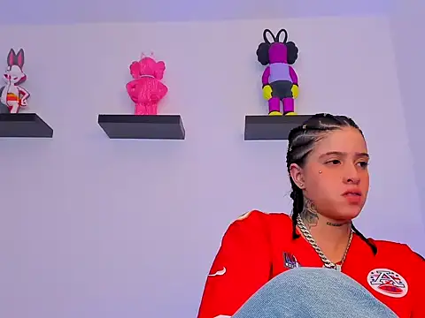 Gangster Girl online show from February 2025 01:05:01 AM