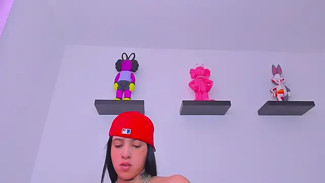 Gangster Girl online show from March 2025 05:50:01 PM