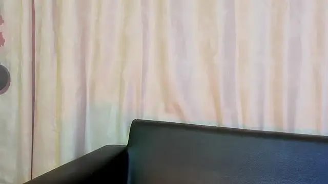 Rachel Dubois online show from November 2025 11:52:02 PM