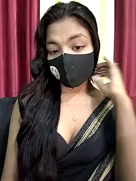 Myra-sen online show from November 2025 01:04:01 PM