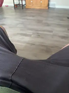 elperrinHN online show from February 2025 10:33:01 PM