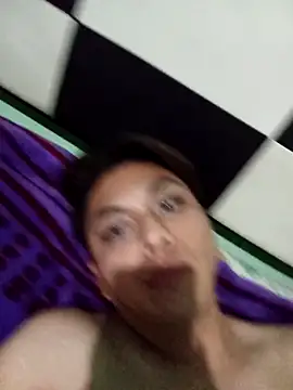 Snapshot of AngLMex chatting on September 2025 08:04:02 AM AngLMex online show from September 2025 08:04:02 AM