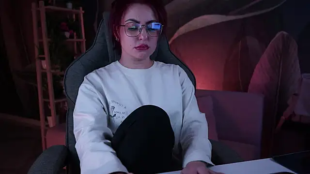 Lana  May online show from October 2025 11:09:01 AM