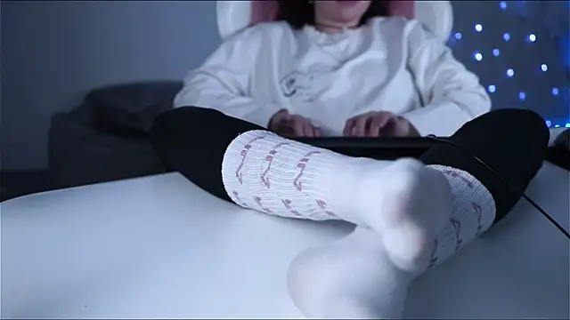 Lana  May online show from March 2025 03:05:02 PM