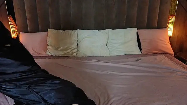 Daisy Delight online show from October 2025 02:18:02 PM