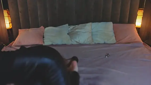 Daisy Delight online show from October 2025 08:41:02 PM