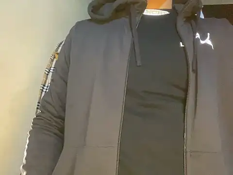 Snapshot of GaaTto chatting on March 2025 02:10:02 AM GaaTto online show from March 2025 02:10:02 AM