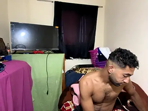 Snapshot of GaaTto chatting on November 2025 11:58:02 AM GaaTto online show from November 2025 11:58:02 AM