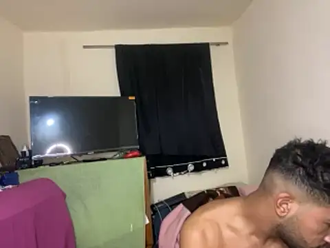 Snapshot of GaaTto chatting on November 2025 04:33:01 PM GaaTto online show from November 2025 04:33:01 PM